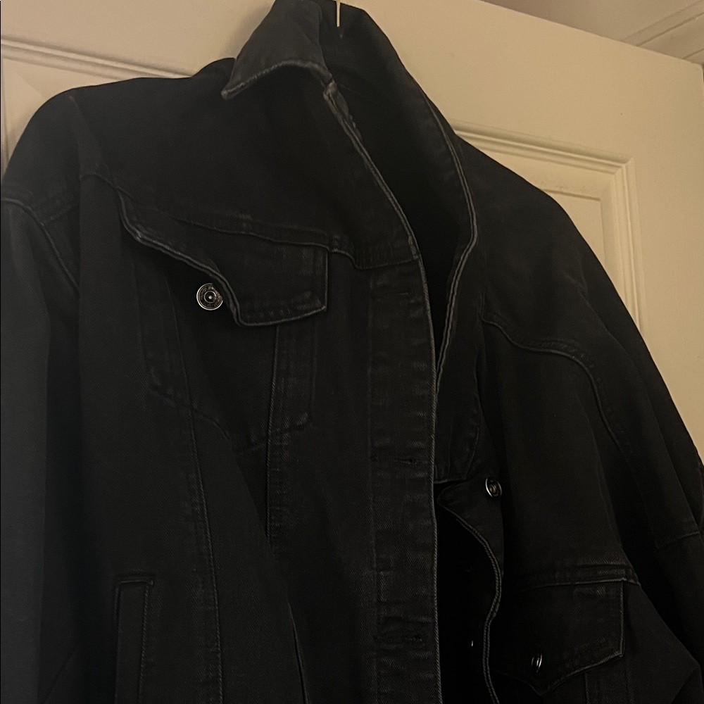Women’s  Black Denim Jacket